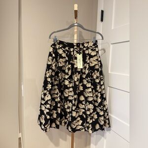 Ana Rachele  Black And Gold Black Label Skirt. Size 42. Waist 28. NWT. MSRP $400